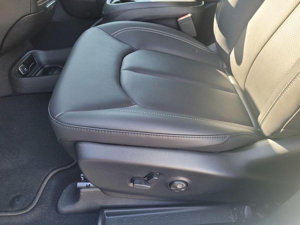 new 2026 Chrysler Pacifica car, priced at $42,635