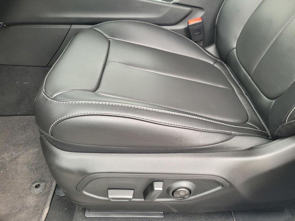 new 2025 Jeep Grand Cherokee L car, priced at $55,415