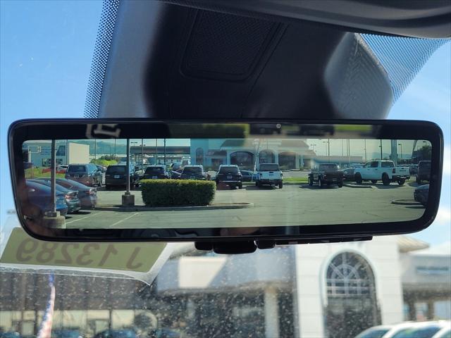 new 2025 Jeep Grand Cherokee car