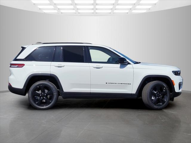 new 2025 Jeep Grand Cherokee car