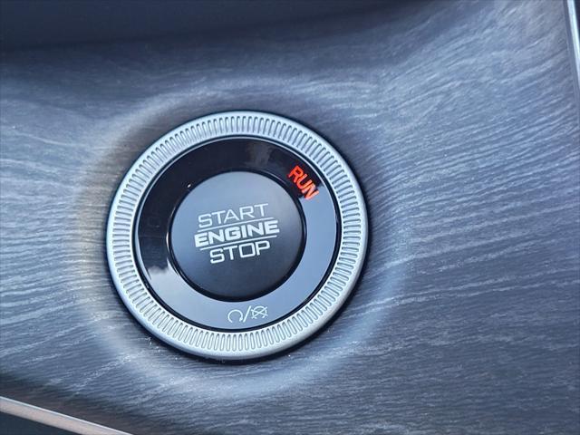 new 2025 Jeep Grand Cherokee car
