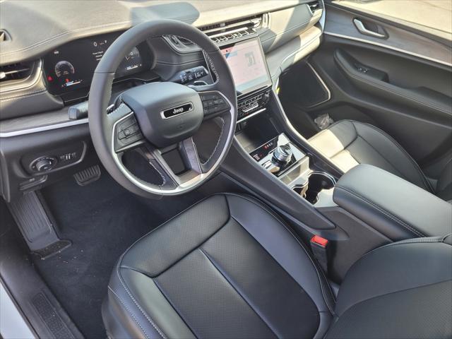 new 2025 Jeep Grand Cherokee car