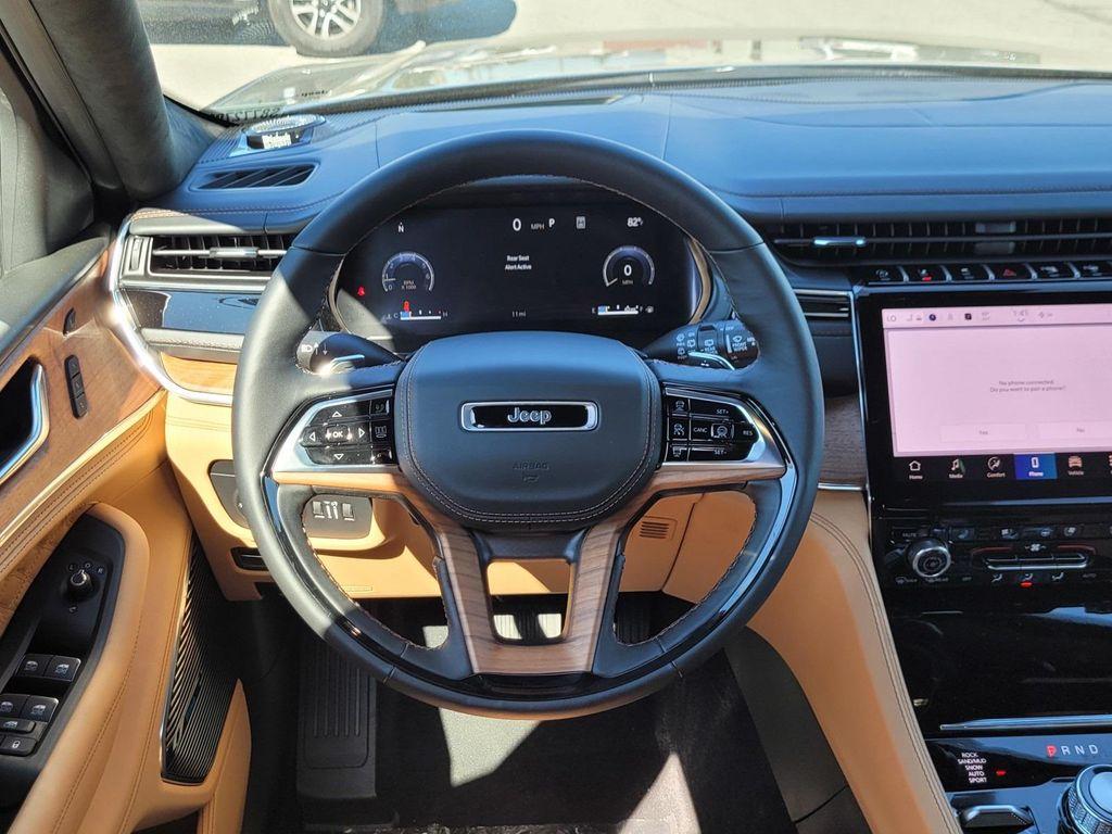 new 2025 Jeep Grand Cherokee car, priced at $64,469