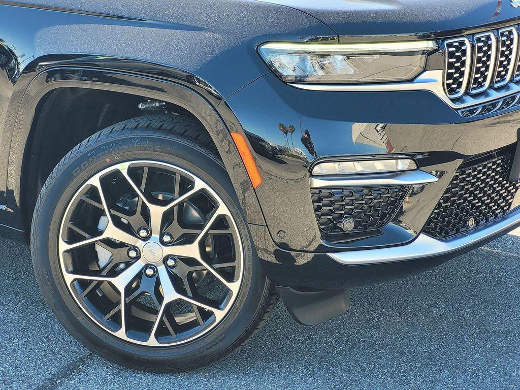 new 2025 Jeep Grand Cherokee car, priced at $64,469