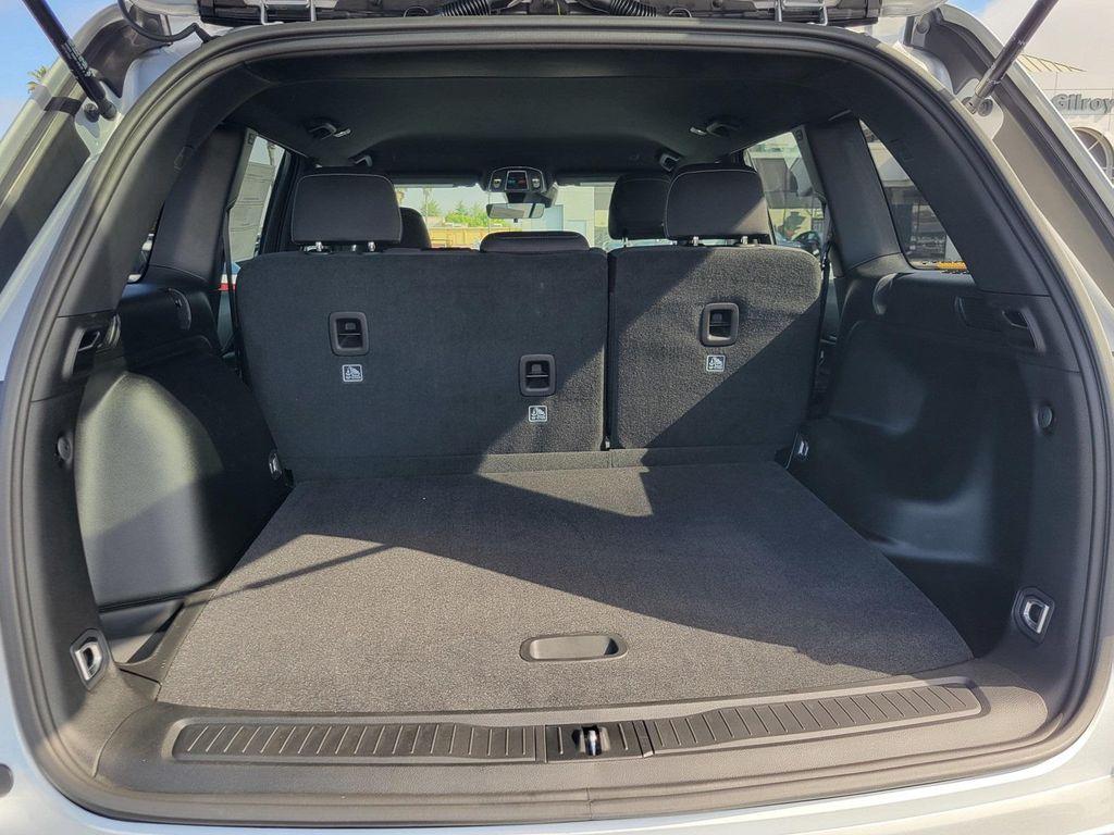 new 2025 Jeep Grand Cherokee car, priced at $37,950