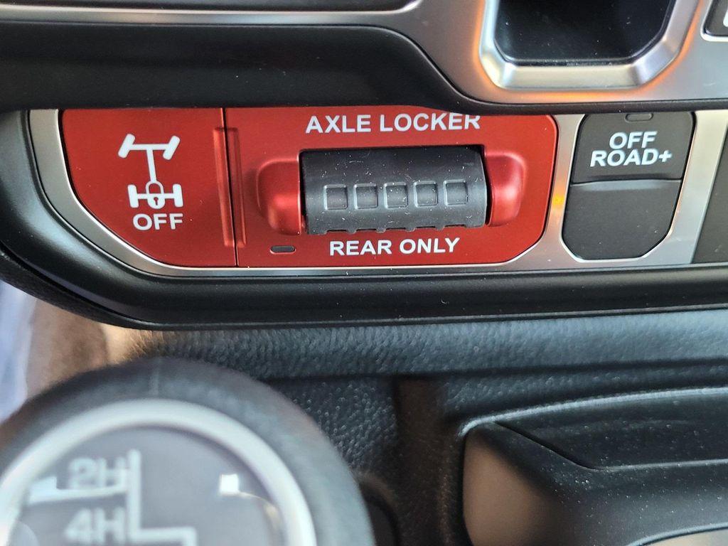 new 2025 Jeep Wrangler car, priced at $53,425
