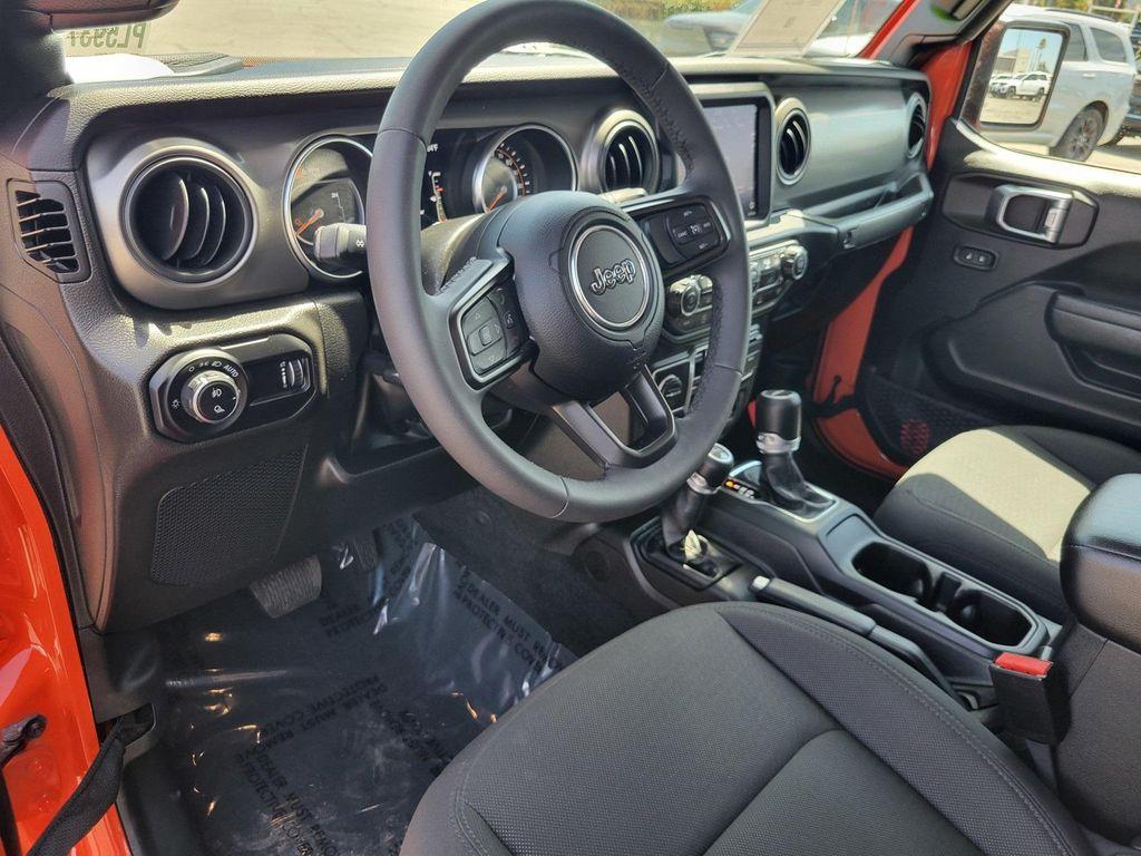 used 2023 Jeep Gladiator car, priced at $38,192