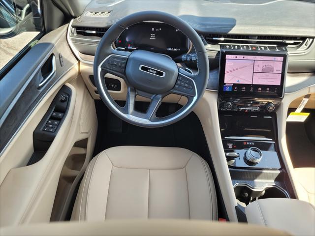 new 2025 Jeep Grand Cherokee car, priced at $53,730