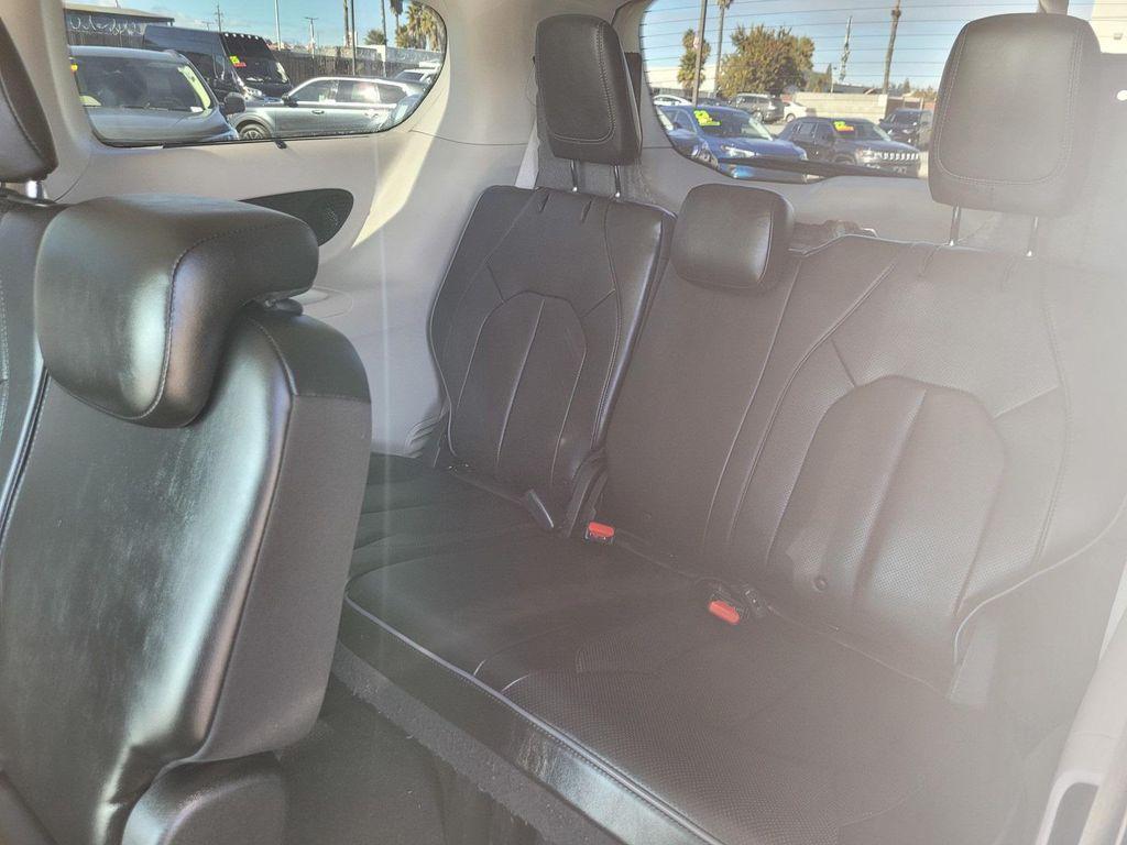 used 2020 Chrysler Pacifica car, priced at $23,600