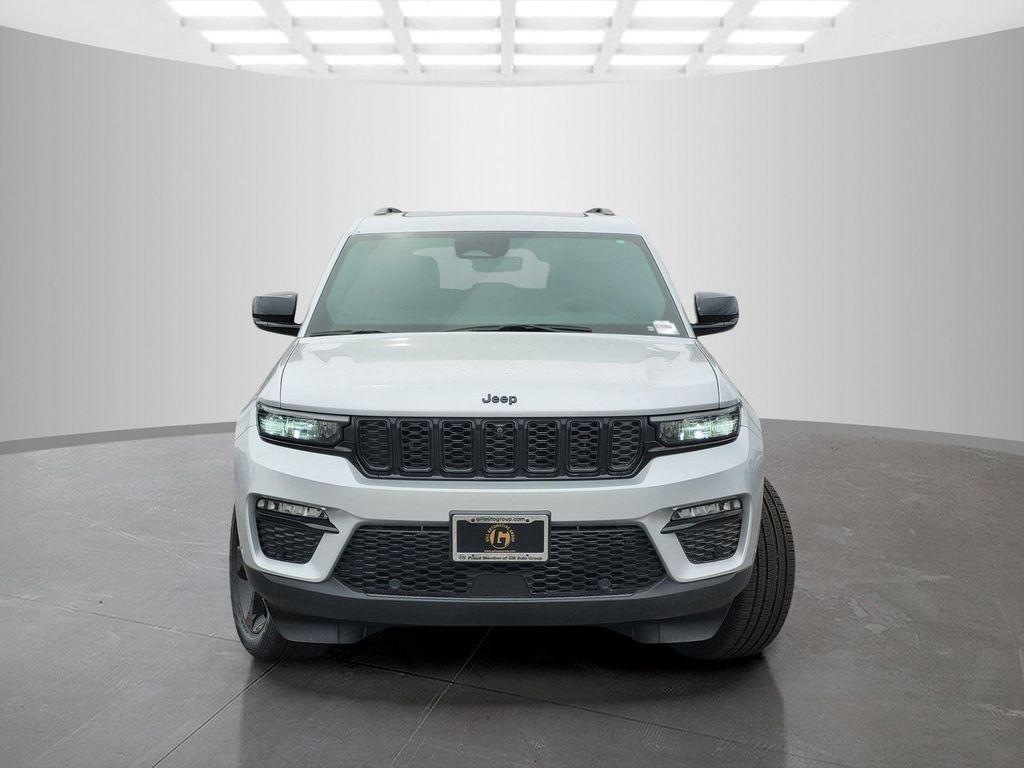 new 2025 Jeep Grand Cherokee car, priced at $53,210
