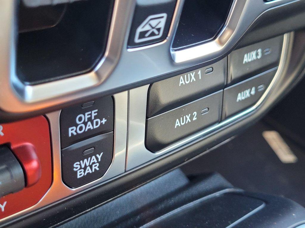 new 2025 Jeep Gladiator car, priced at $47,995