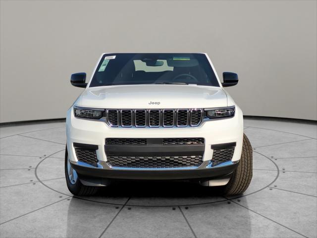 new 2024 Jeep Grand Cherokee car, priced at $36,930