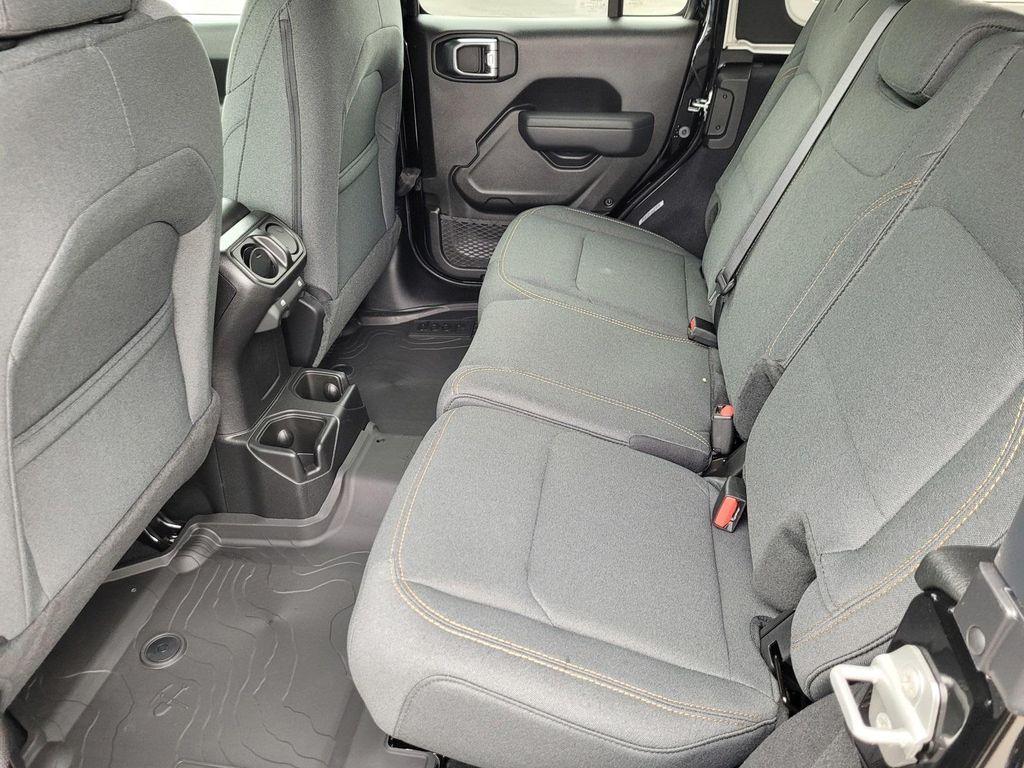 new 2025 Jeep Wrangler car, priced at $53,425