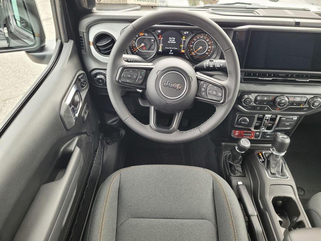 new 2025 Jeep Wrangler car, priced at $53,425