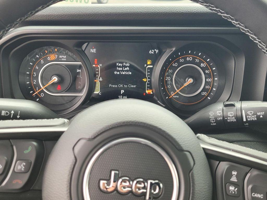 new 2025 Jeep Wrangler car, priced at $53,425