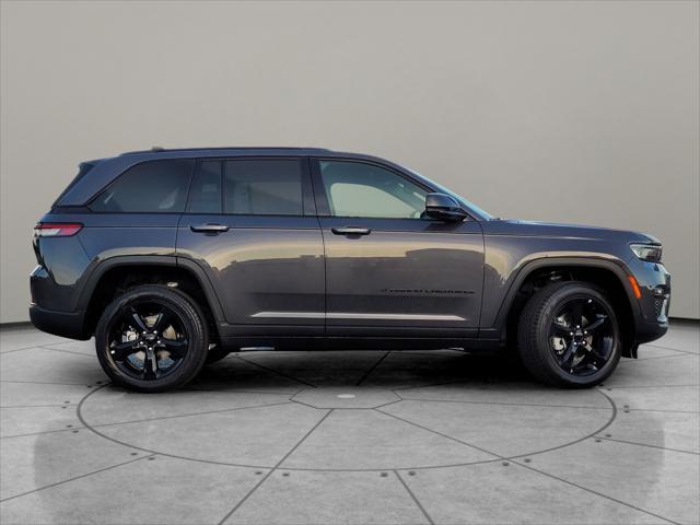 new 2025 Jeep Grand Cherokee car, priced at $52,332