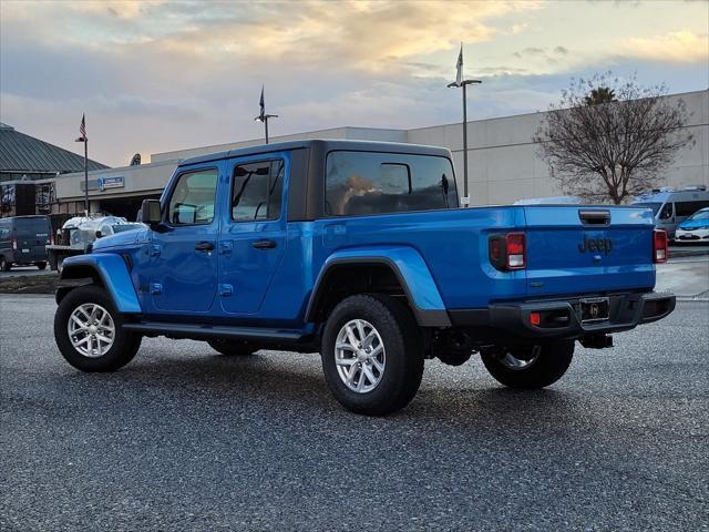 new 2023 Jeep Gladiator car, priced at $44,382