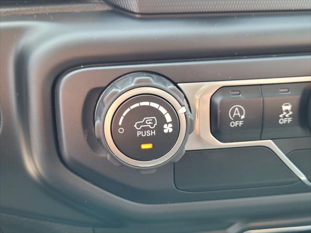 used 2021 Jeep Wrangler Unlimited car, priced at $27,997