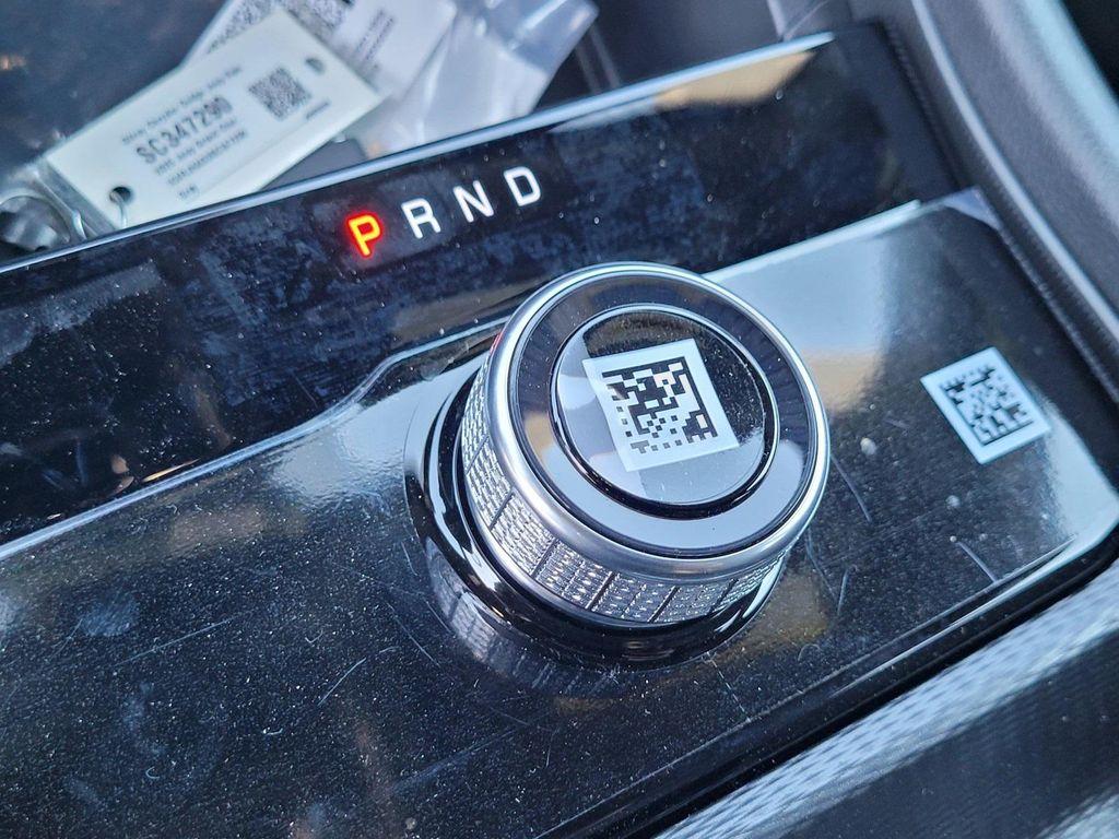 new 2025 Jeep Grand Cherokee car, priced at $39,920
