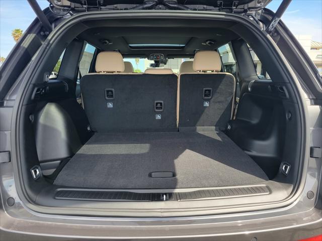 new 2025 Jeep Grand Cherokee car, priced at $53,730