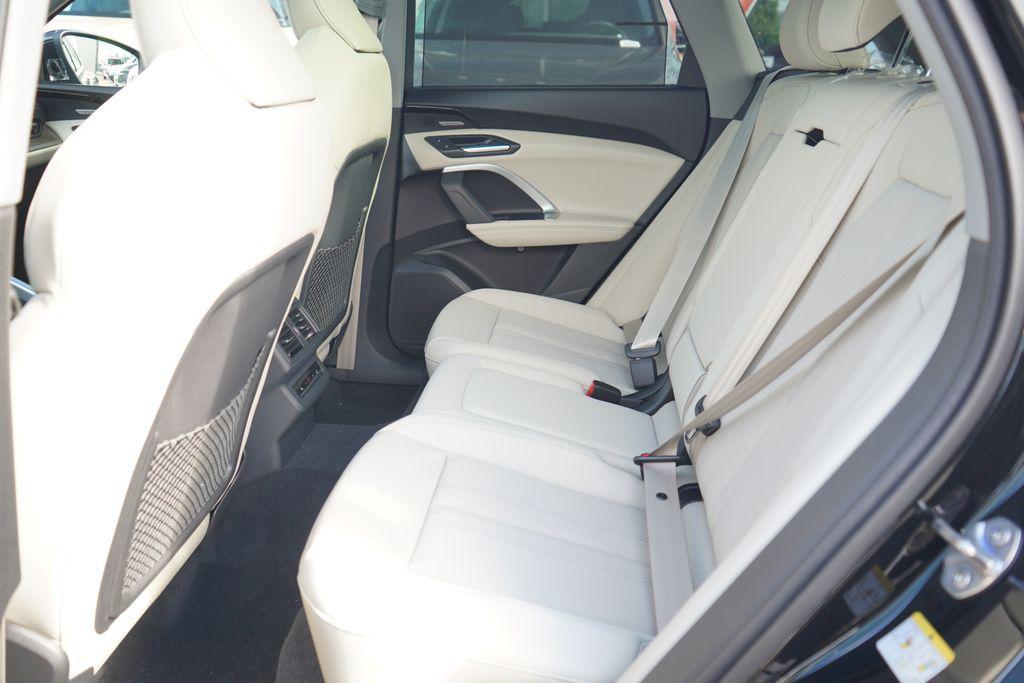 new 2025 Audi Q5 car, priced at $64,040