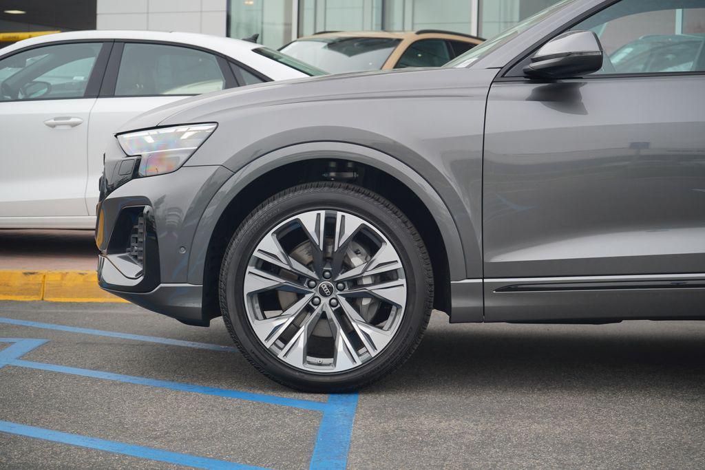 new 2025 Audi Q8 car, priced at $84,175