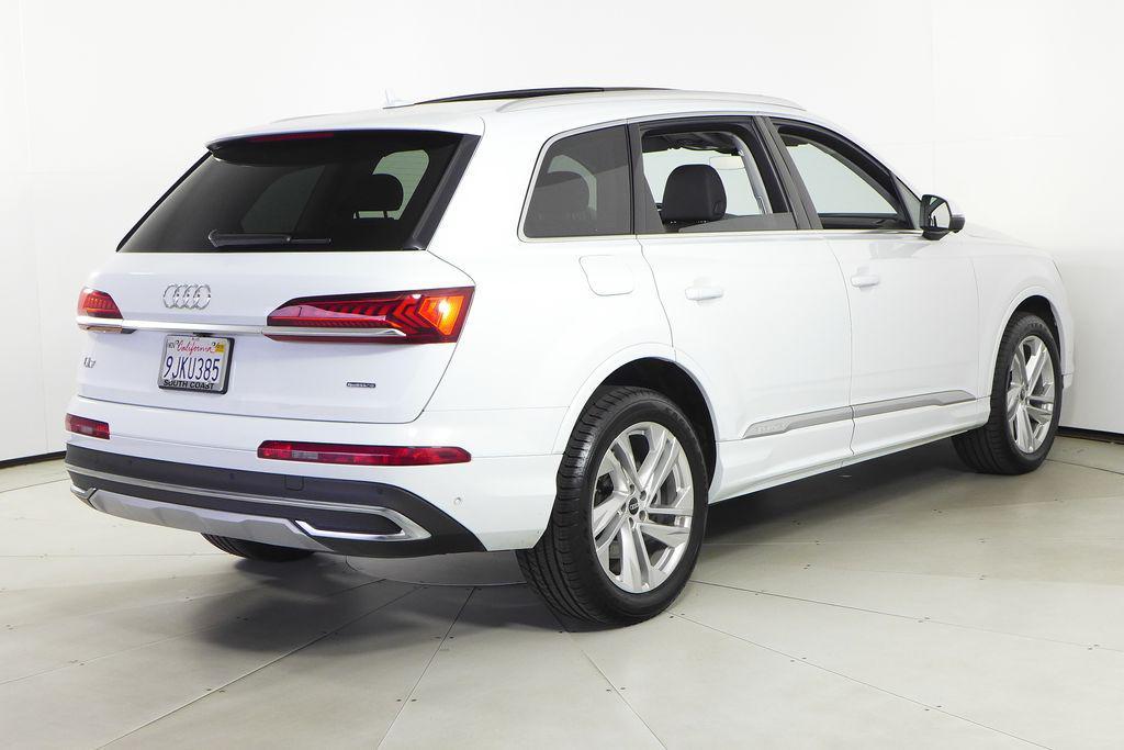 used 2023 Audi Q7 car, priced at $37,998