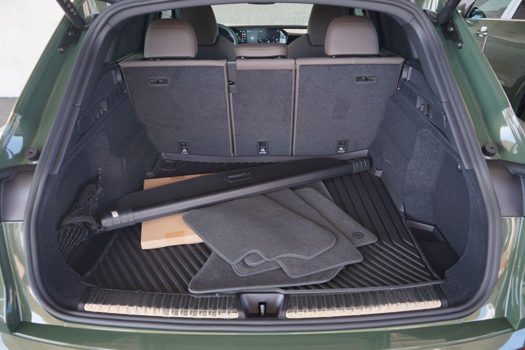 new 2025 Audi Q5 car, priced at $61,240