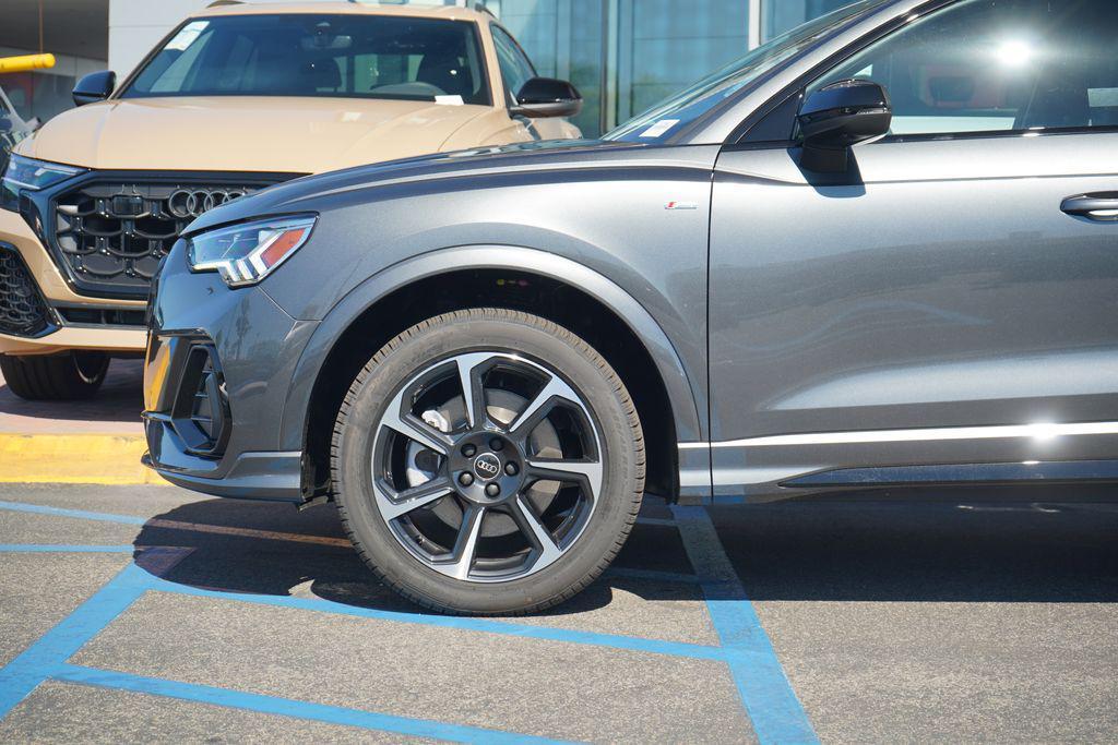 new 2025 Audi Q3 car, priced at $47,685
