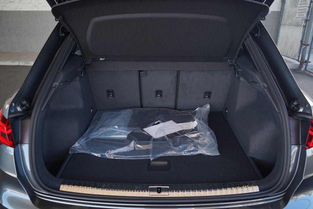 new 2025 Audi Q3 car, priced at $47,685