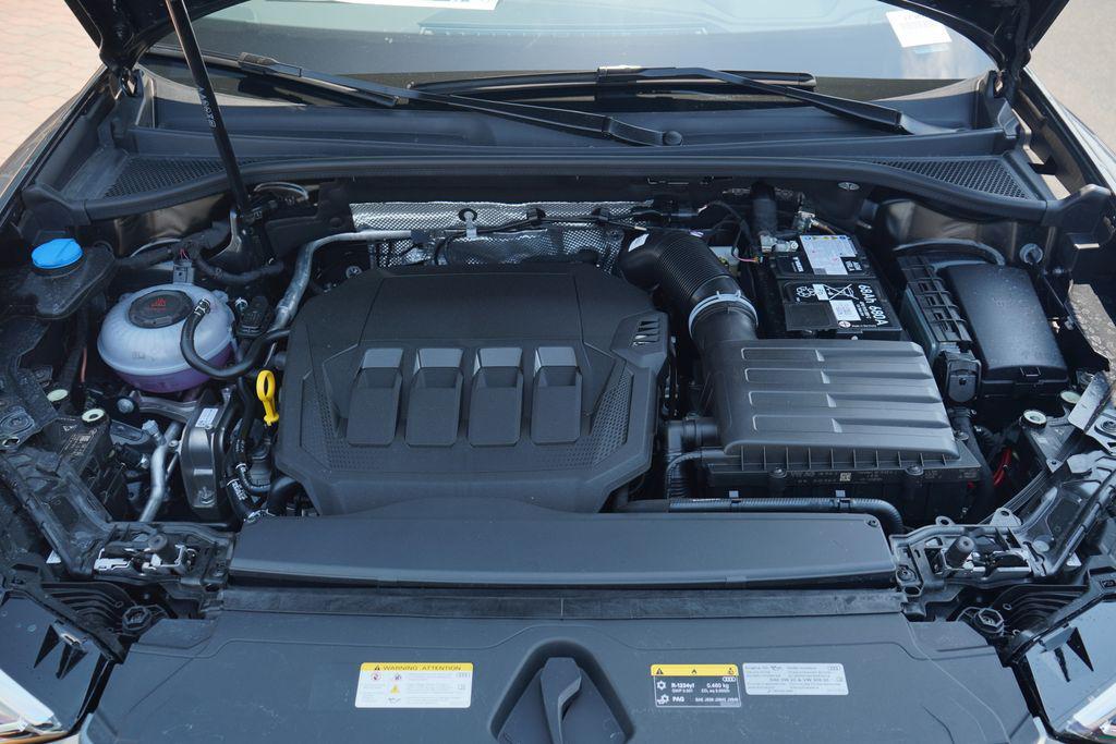 new 2025 Audi Q3 car, priced at $47,905