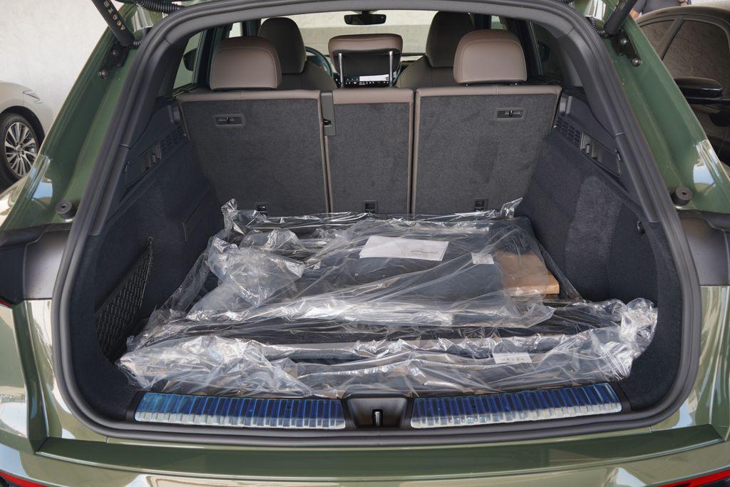 new 2025 Audi Q5 car, priced at $61,240