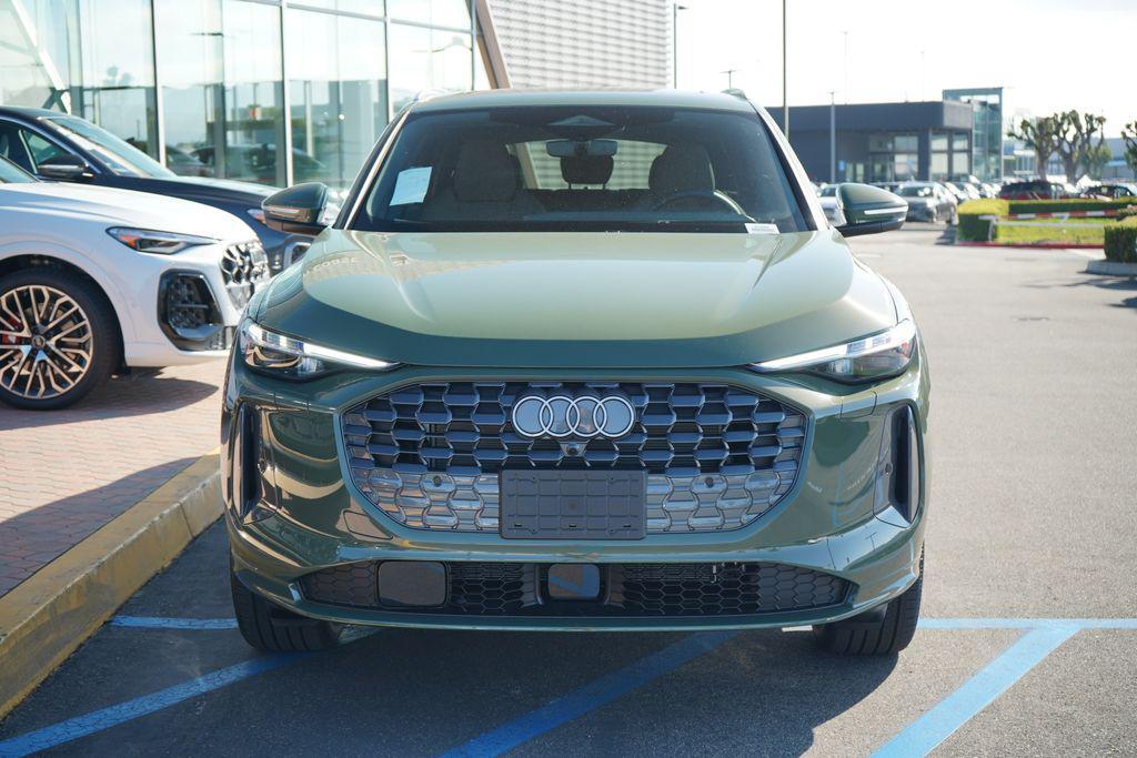 new 2025 Audi Q5 car, priced at $61,240