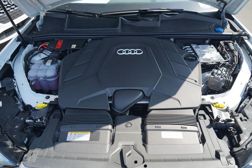 new 2026 Audi Q7 car, priced at $77,005