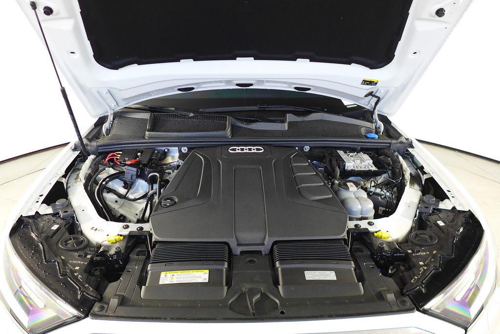 used 2021 Audi Q7 car, priced at $26,998