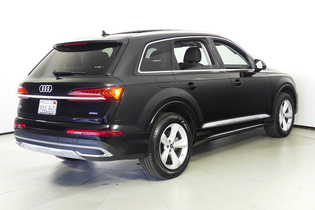 used 2022 Audi Q7 car, priced at $31,998