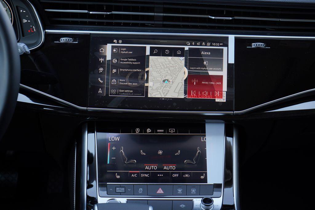 new 2025 Audi Q7 car, priced at $76,110