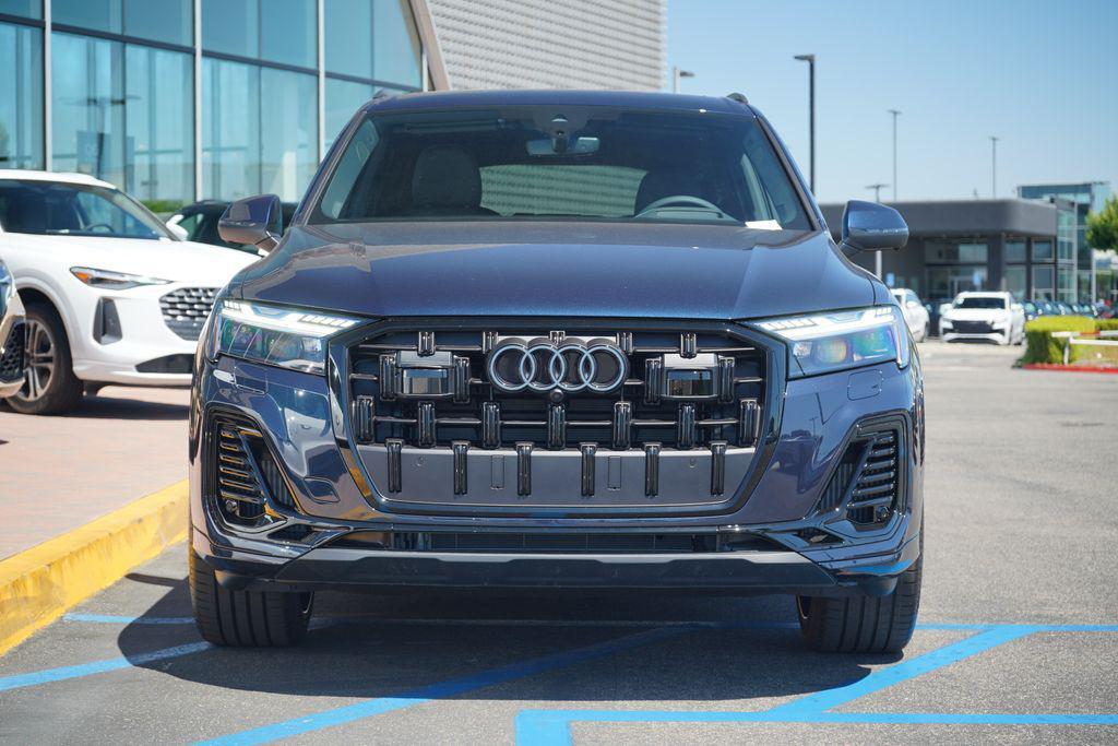 new 2025 Audi Q7 car, priced at $84,410