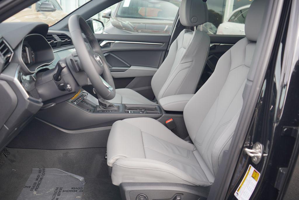 new 2025 Audi Q3 car, priced at $45,975