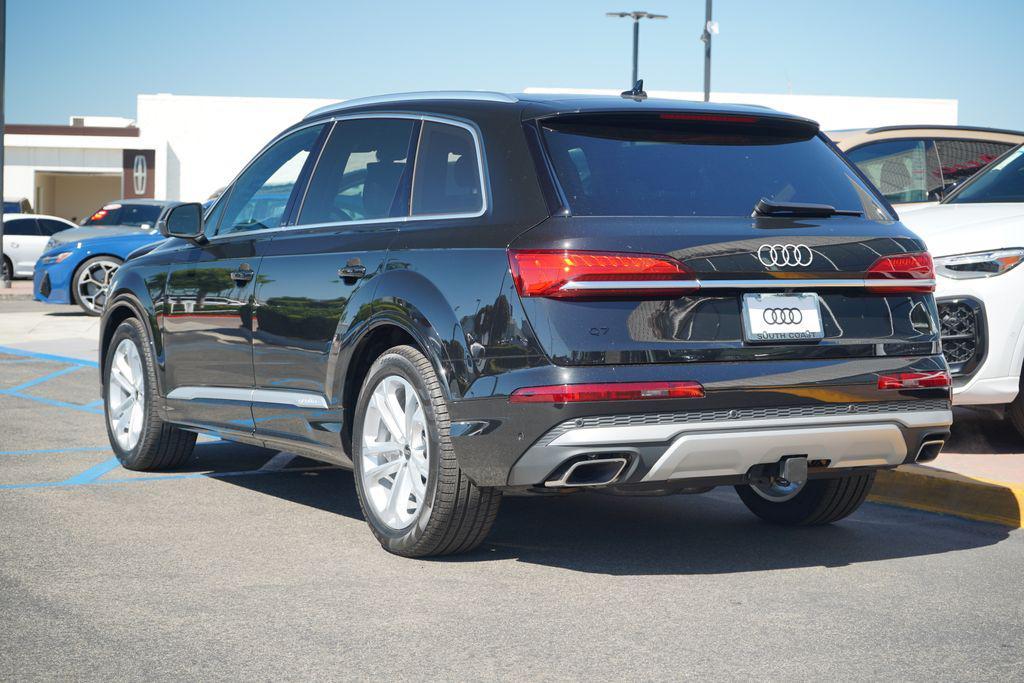new 2026 Audi Q7 car, priced at $77,120