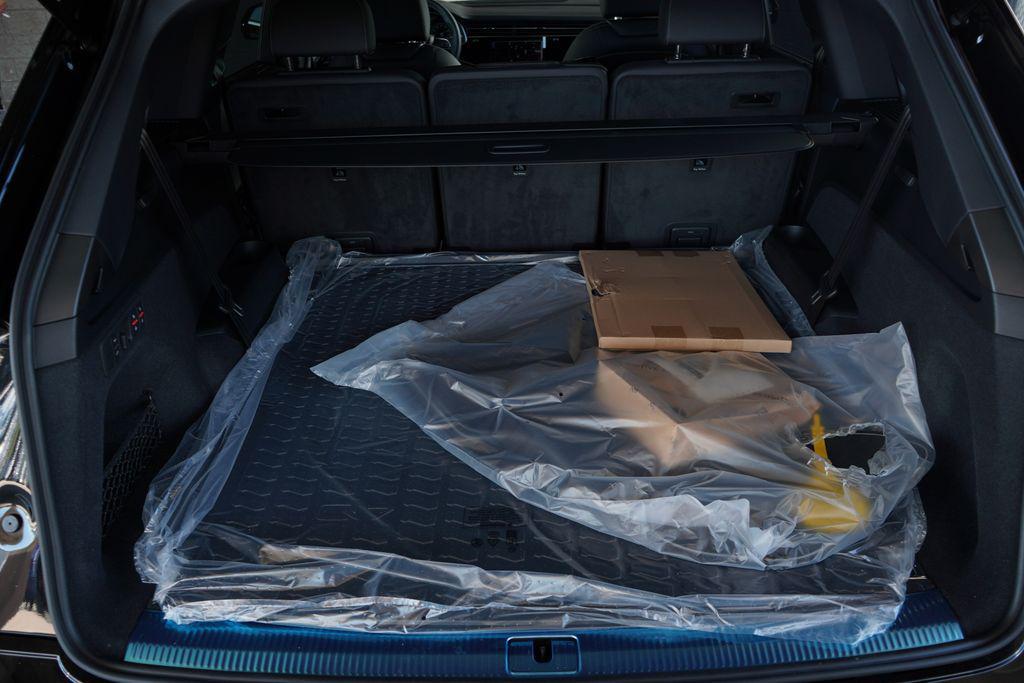 new 2026 Audi Q7 car, priced at $77,120