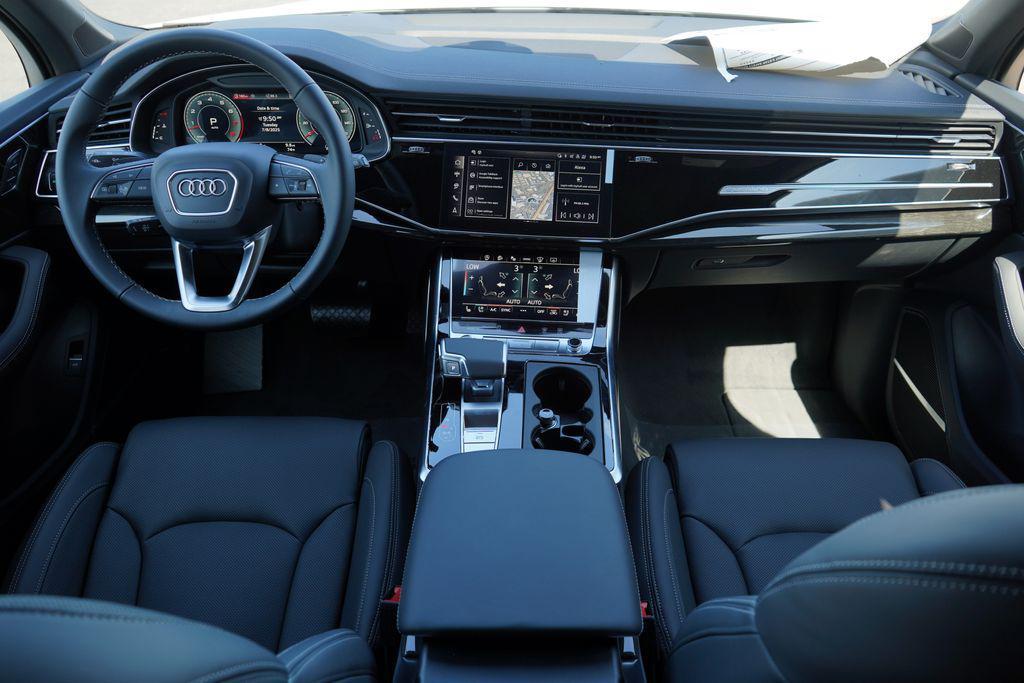 new 2025 Audi Q7 car, priced at $82,620