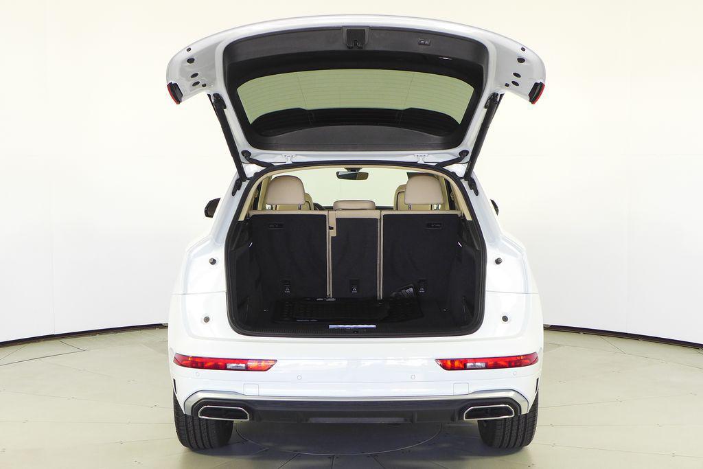 used 2023 Audi Q5 car, priced at $28,088