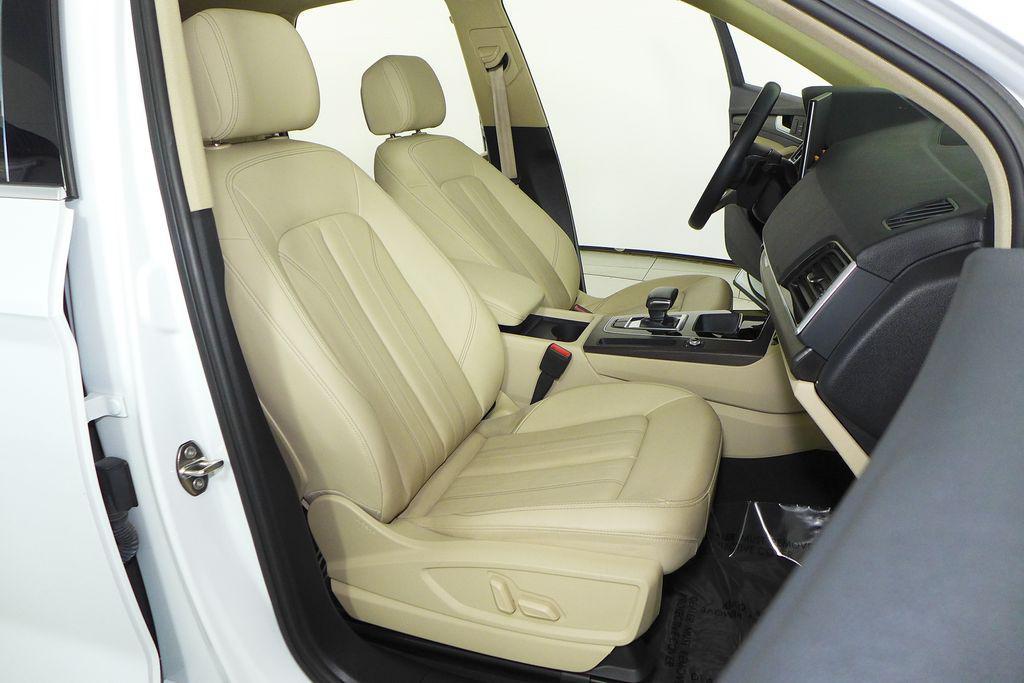 used 2023 Audi Q5 car, priced at $28,088