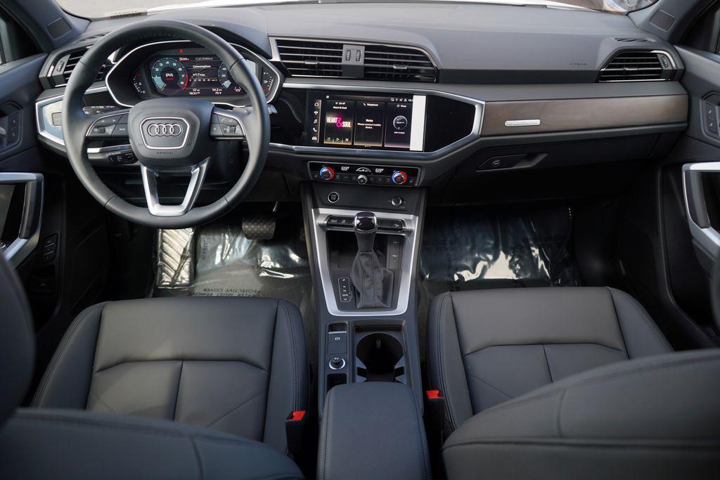 new 2025 Audi Q3 car, priced at $43,670