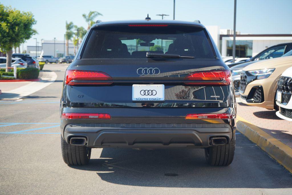 new 2026 Audi Q7 car, priced at $72,335