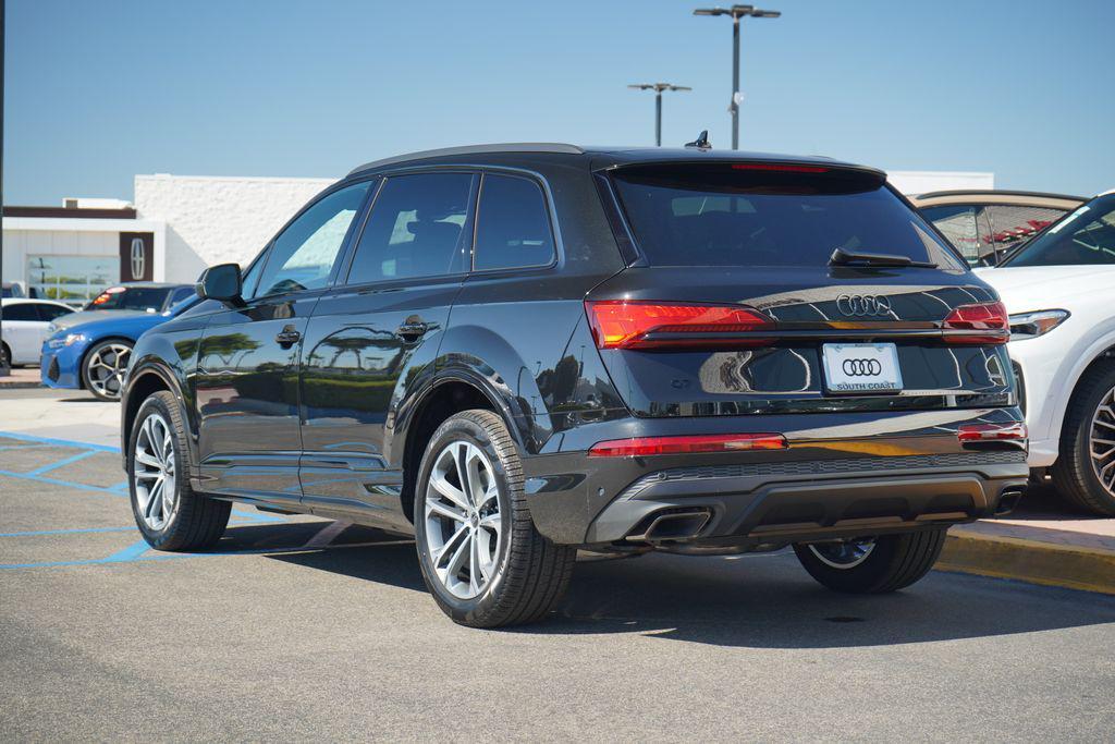 new 2026 Audi Q7 car, priced at $72,335
