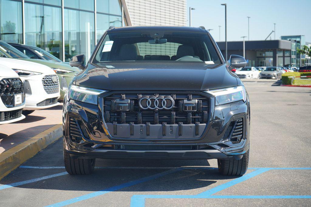 new 2026 Audi Q7 car, priced at $72,335