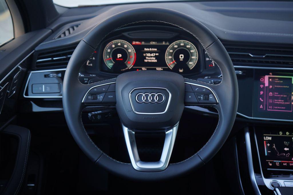 new 2026 Audi Q7 car, priced at $78,220