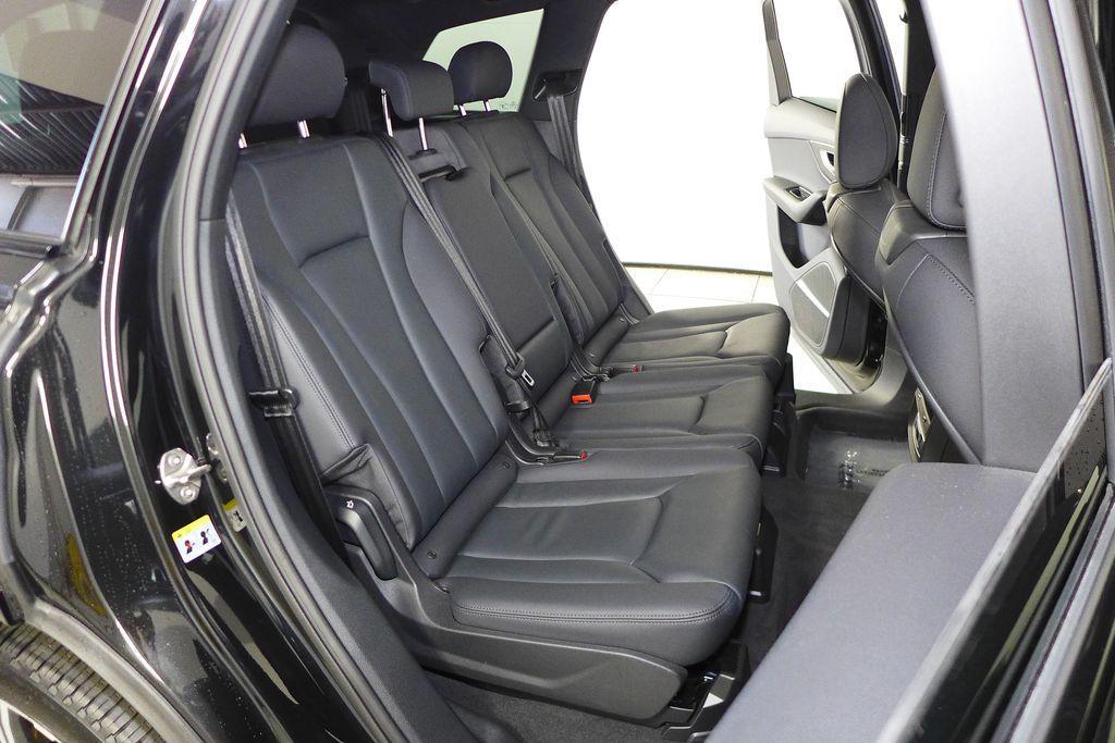 used 2022 Audi Q7 car, priced at $33,998